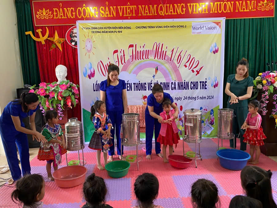 Ảnh truyền thông